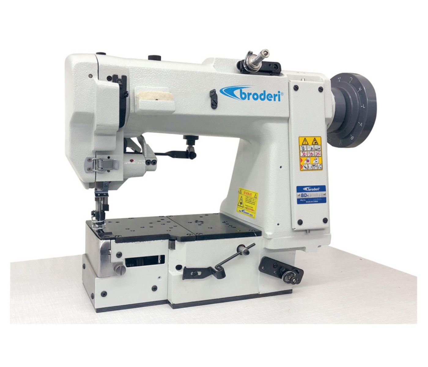 Broderi BD-L300UX5 Yatak Kenarı Kapatma Makinesi (Otomat İçin)
