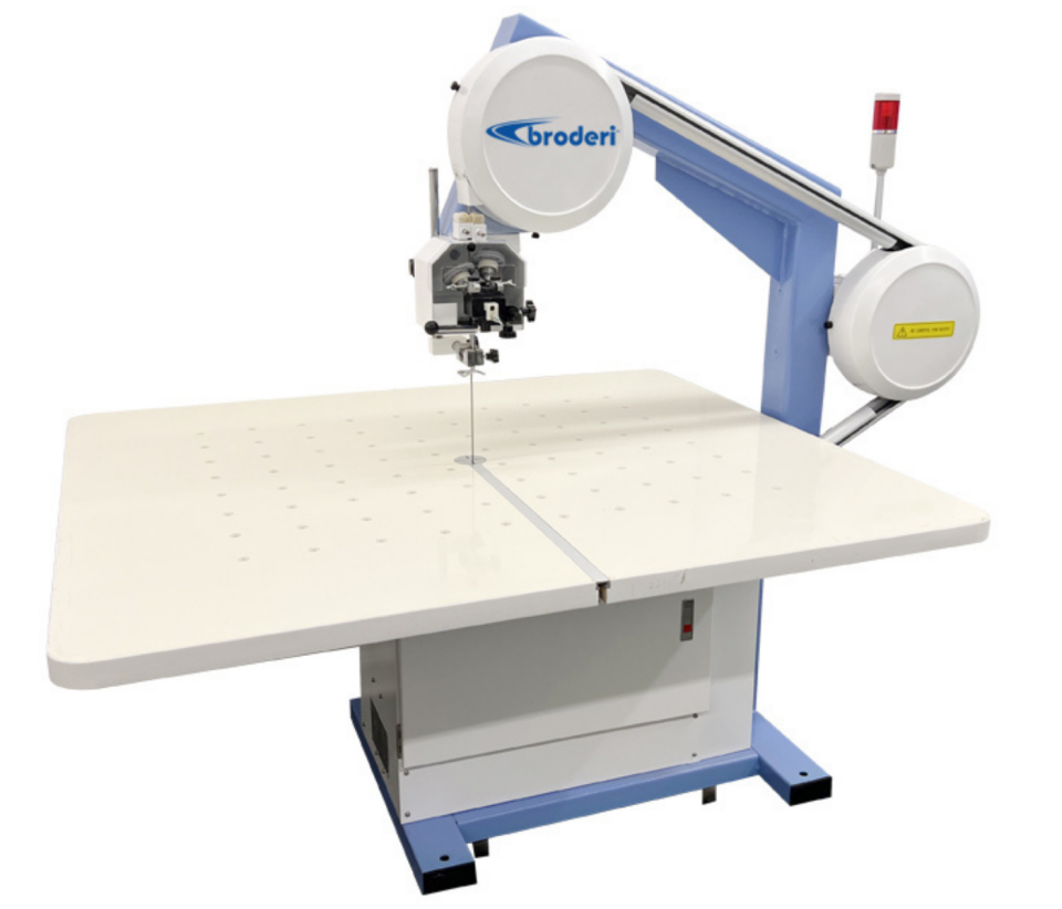 Broderi BD-900B Hız Ayarlı Havalı Hızar Makinası (1500X1800 mm)